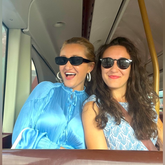 Meet your Posher, Molly - Picture 1 of 2